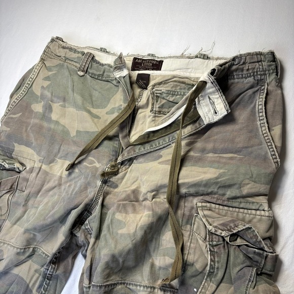Abercrombie & Fitch Other - Y2K Abercrombie & Fitch Cargo Shorts Mens 32 Camo Vintage Fatigues Paratrooper